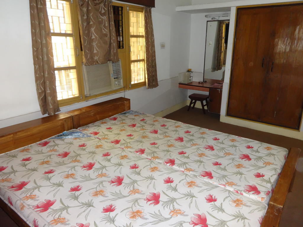 Hotel Upasana Bhubaneswar Room photo